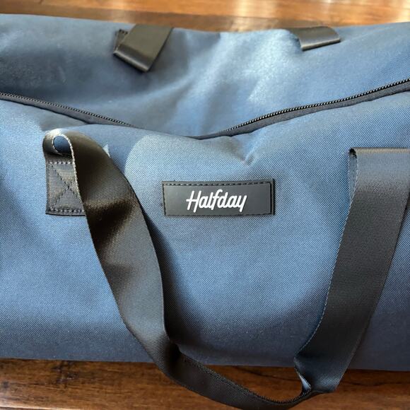 Halfday Blue Garment Bag - Picture 2 of 8